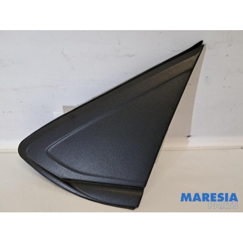 Opel - Karl - A-stijl Afdekkap links