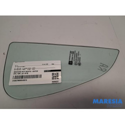 Opel - Karl - Rear quarter light, left right