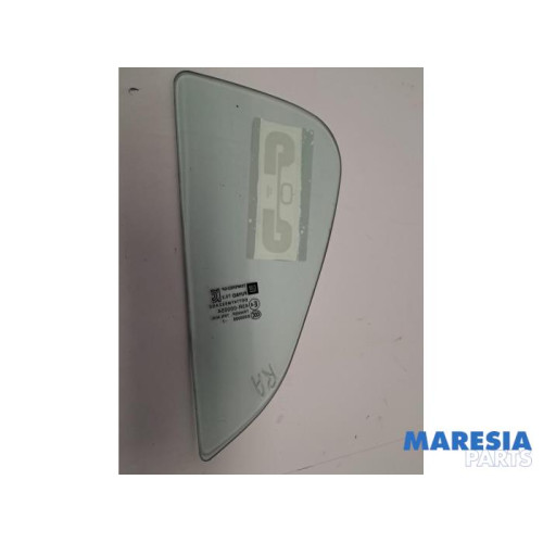 Opel - Karl - Rear quarter light, left right