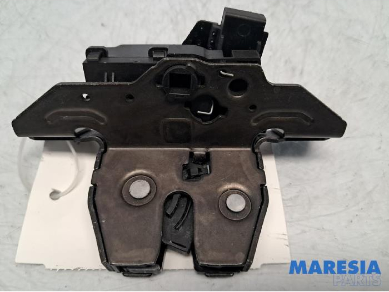 Opel - Karl - Tailgate lock mechanism