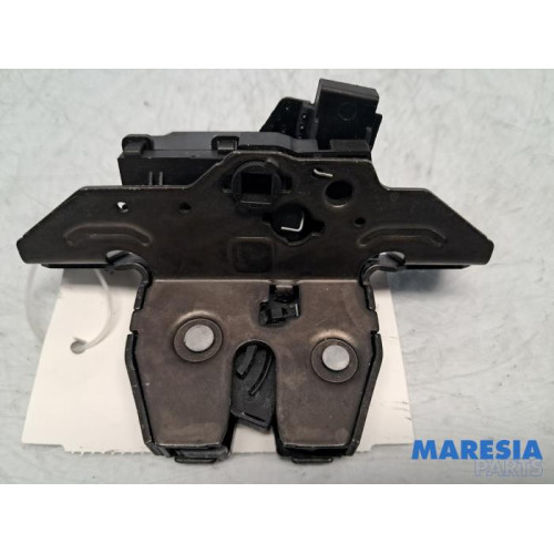 Opel - Karl - Tailgate lock mechanism