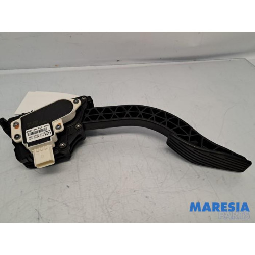 Opel - Karl - Accelerator pedal