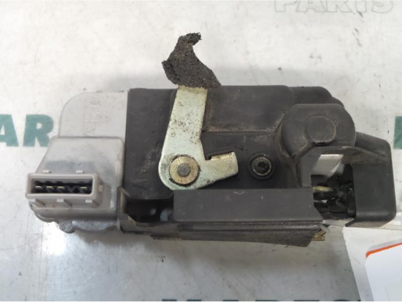 Peugeot - 307 - Serrure portière mécanique 4portes arrière gauche