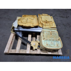 Peugeot - 308 - Portière 4portes avant droite