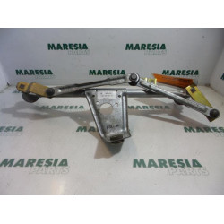 Peugeot - 206 - Wiper mechanism