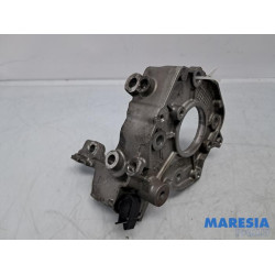 Peugeot - Partner - Stütze Dieselpumpe