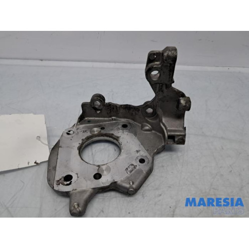 Peugeot - Partner - Steun dieselpomp