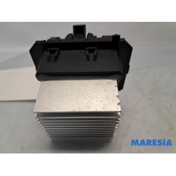 Renault - Clio - Heater resistor