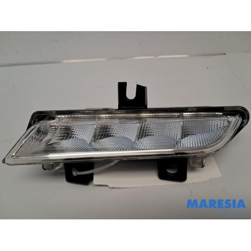 Renault - Clio - Tageslicht links