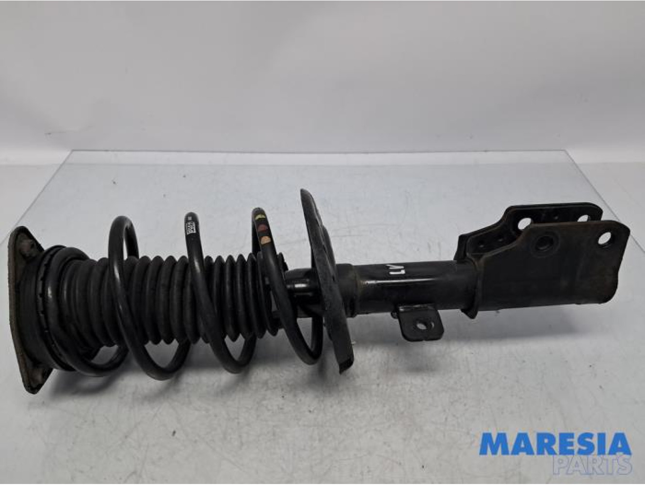 Opel - Grandland X - Front shock absorber rod, left