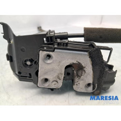 Renault - Clio - Rear door lock mechanism 4-door, left
