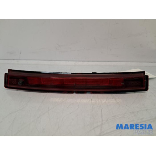 Renault - Clio - Third brake light