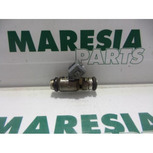 Renault - Megane Scenic - Injector (petrol injection)