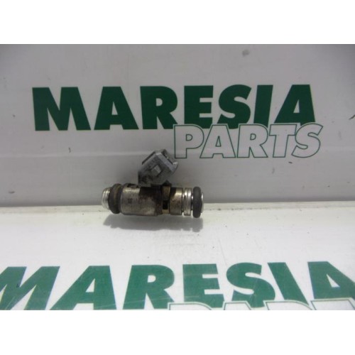 Renault - Megane Scenic - Injector (petrol injection)