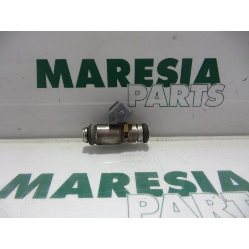 Renault - Megane Scenic - Injector (petrol injection)