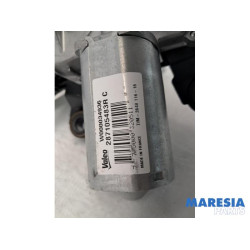 Renault - Clio - Ruitenwissermotor achter