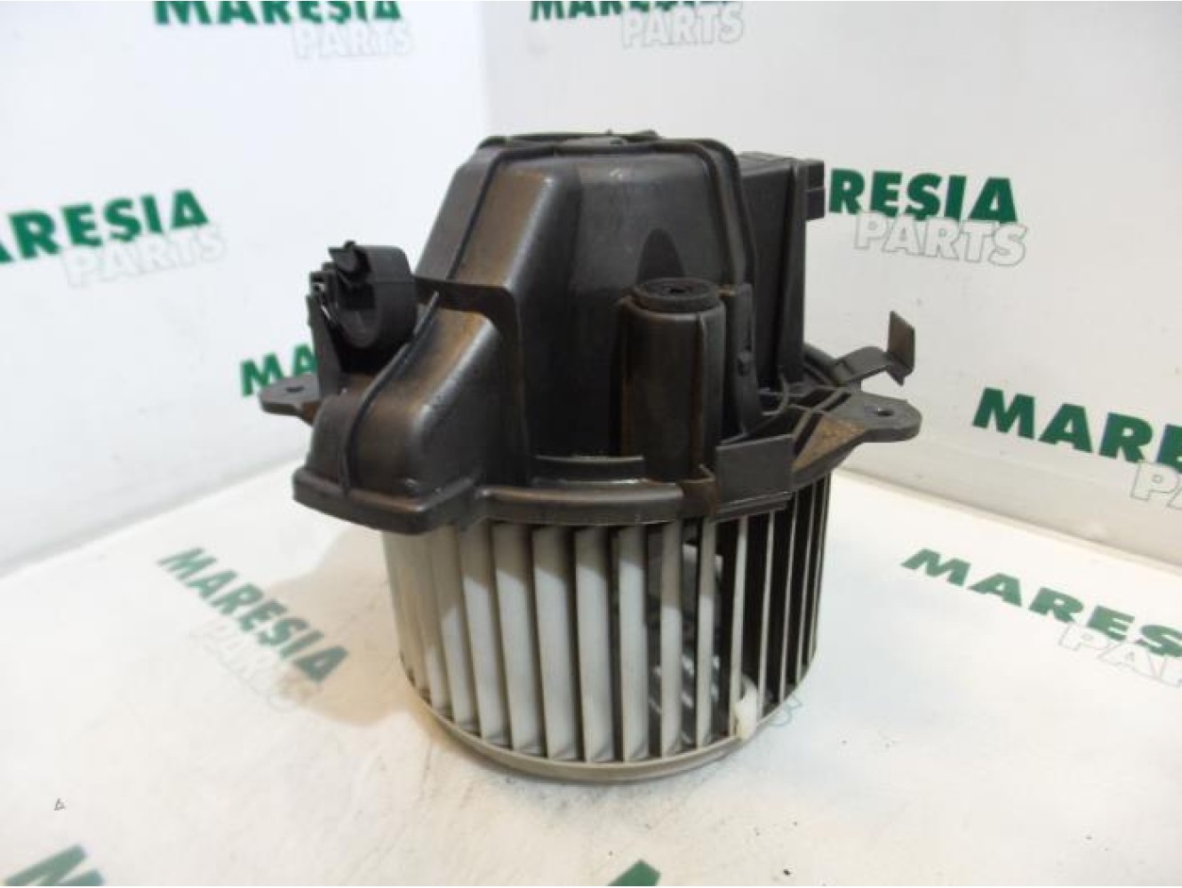 Fiat - Stilo - Heating and ventilation fan motor