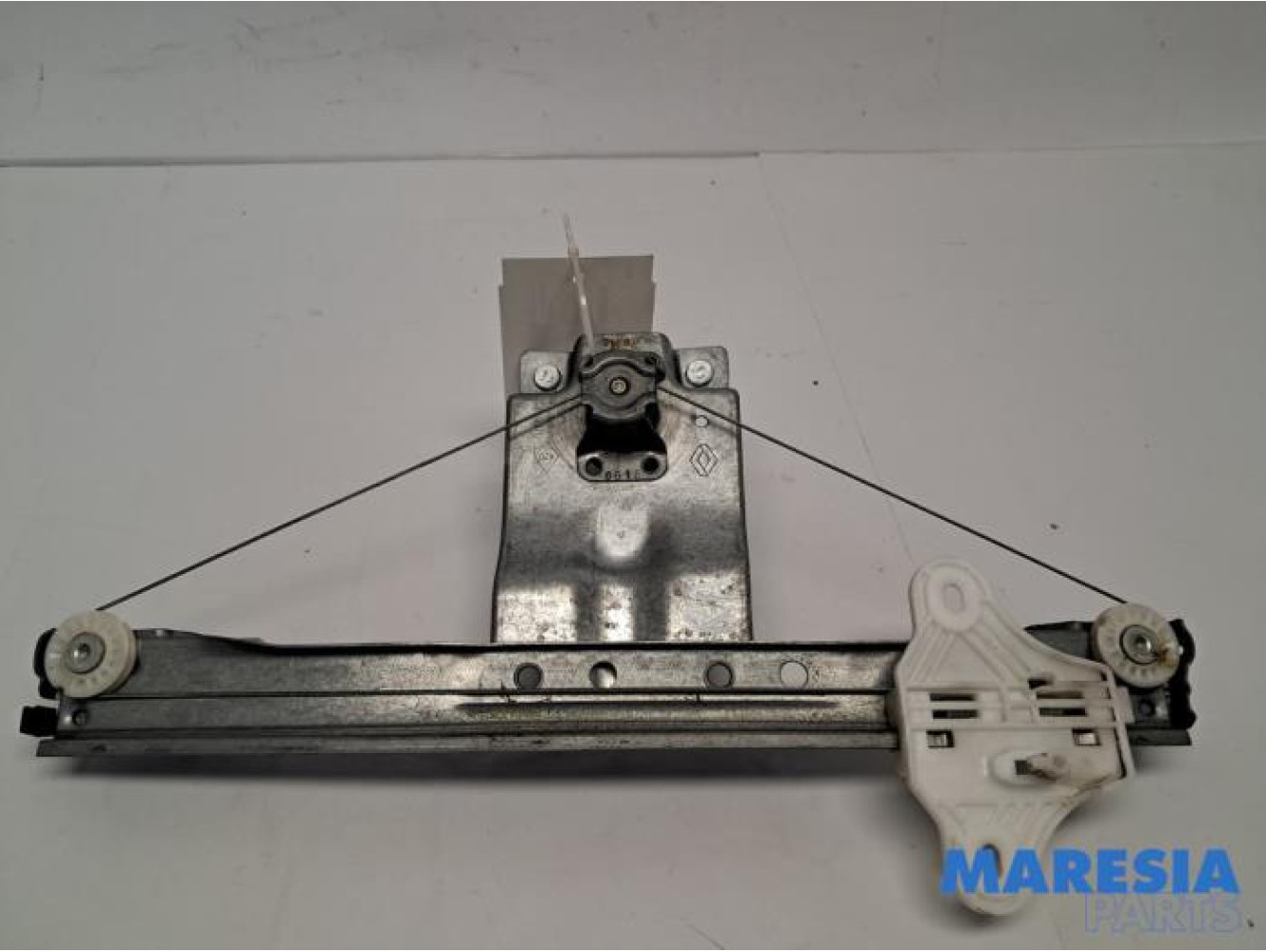 Renault - Clio - Mécanique vitre 4portes arrière droite