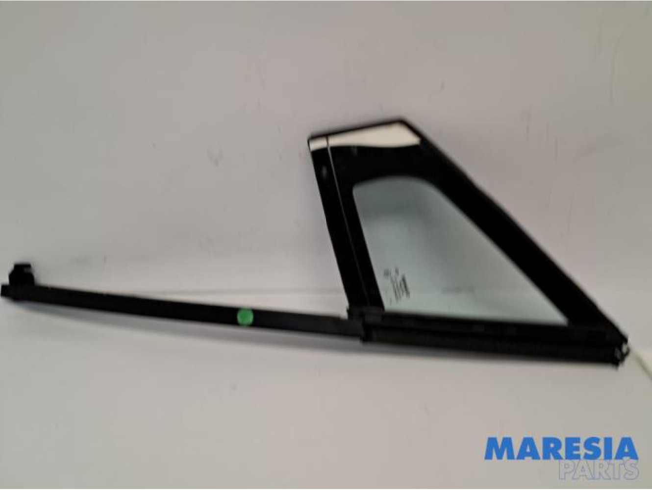 Renault - Clio - Driehoeks Ruit links-voor