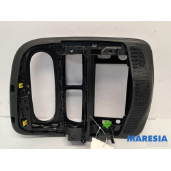 Renault - Clio - Radioblende