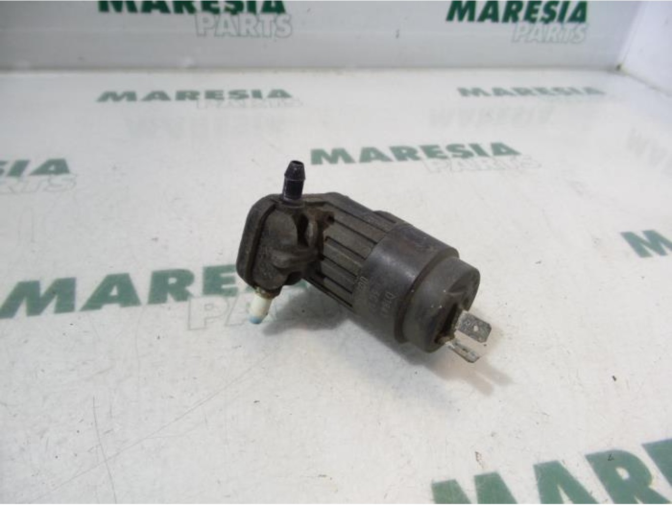 Fiat - Stilo - Scheibensprüherpumpe vorne