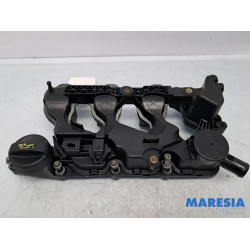 Peugeot - Partner - Rocker cover