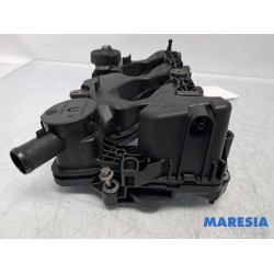 Peugeot - Partner - Rocker cover