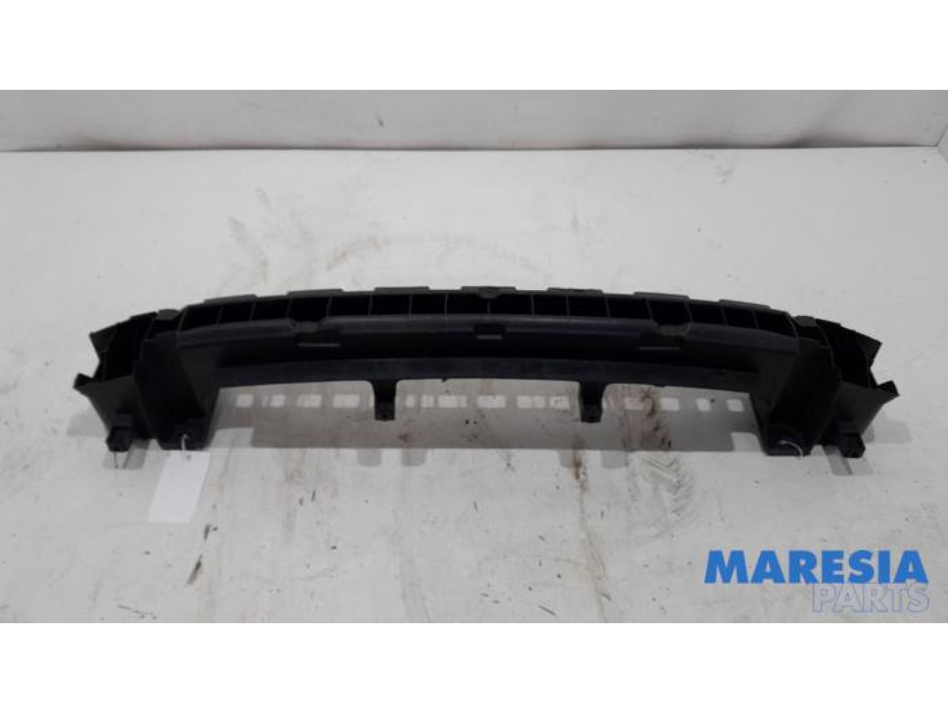 Renault - Clio - Rear bumper frame