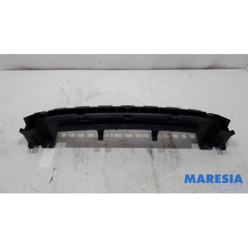 Renault - Clio - Rear bumper frame