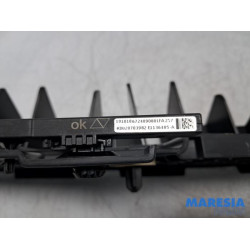 Opel - Grandland X - Rear bumper bracket central