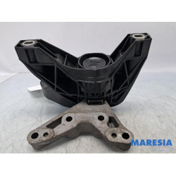 Opel - Grandland X - Engine mount