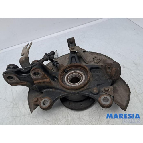 Opel - Grandland X - Fusee rechts-voor