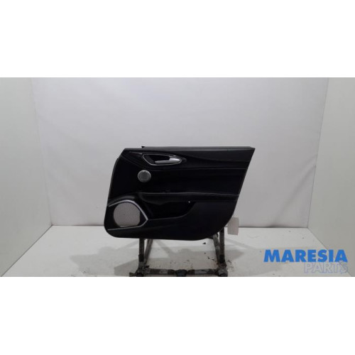 Alfa Romeo - Giulia - Front door trim 4-door, right