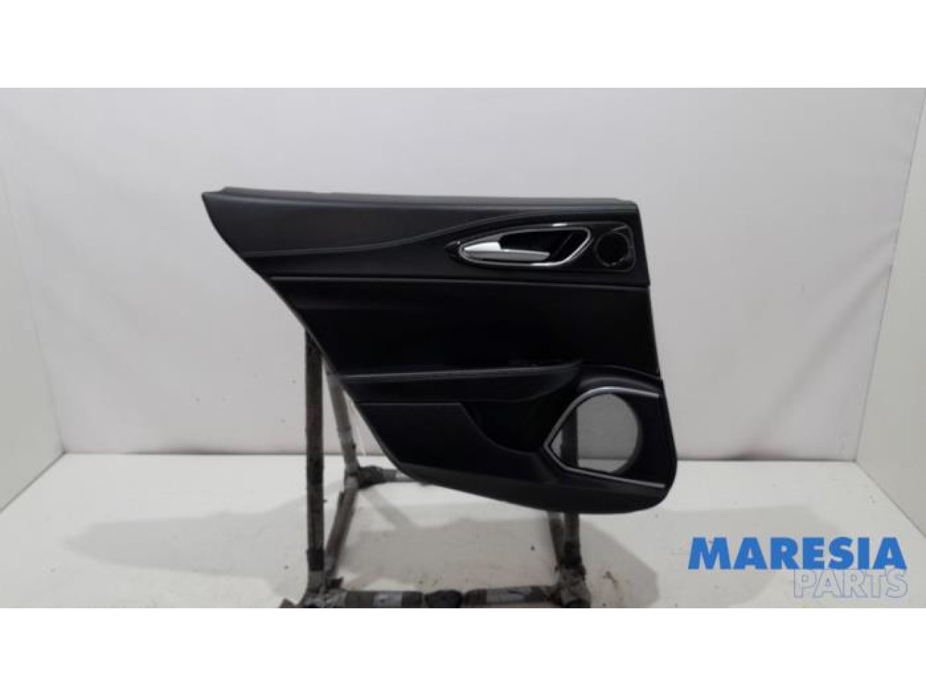 Alfa Romeo - Giulia - Portierbekleding 4Deurs links-achter