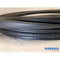 Opel - Grandland X - Front door seal 4-door, left