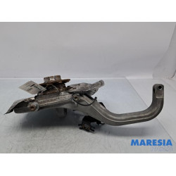 Alfa Romeo - Giulia - Knuckle, front left