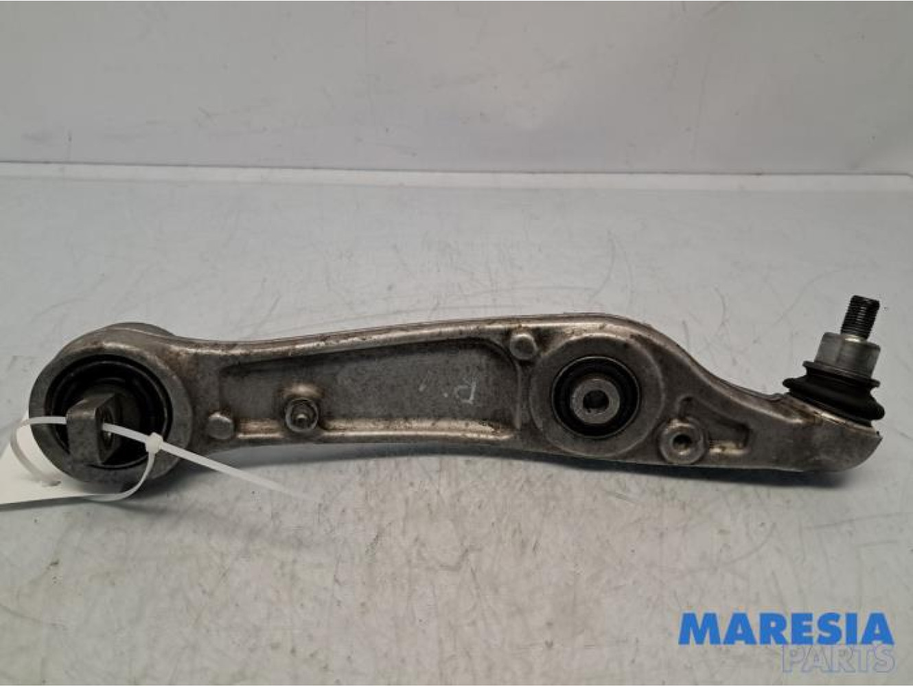 Alfa Romeo - Giulia - Front lower wishbone, right