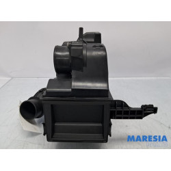 Renault - Clio - Air box