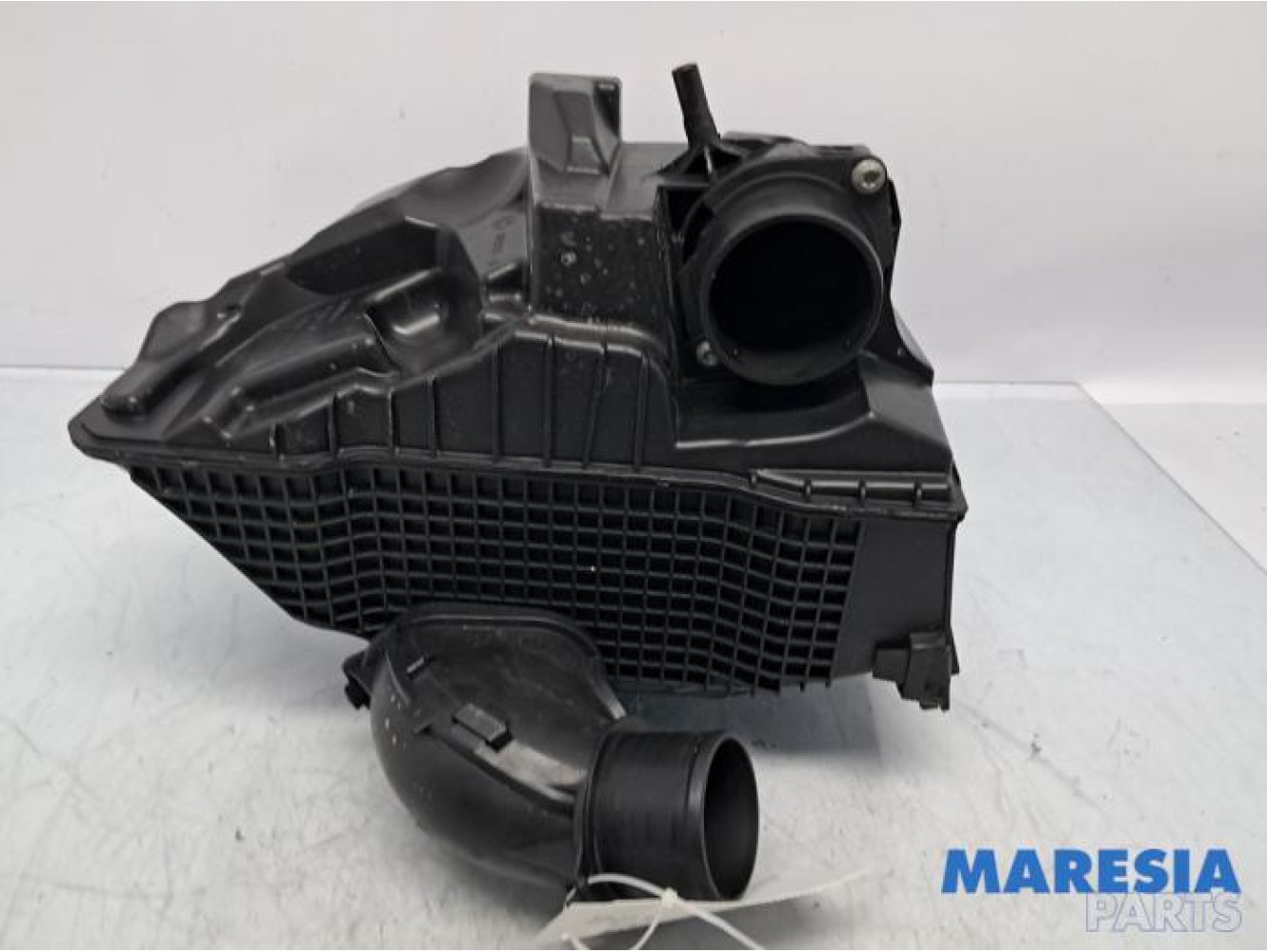 Renault - Clio - Air box