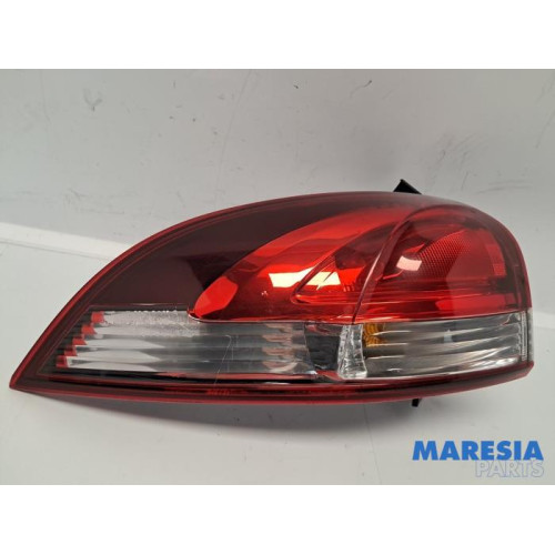 Renault - Clio - Achterlicht links