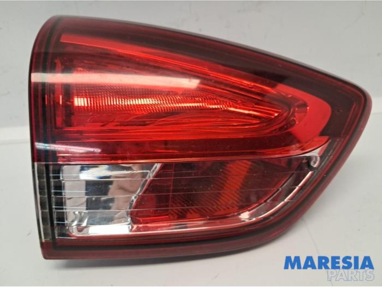 Renault - Clio - Rücklicht links