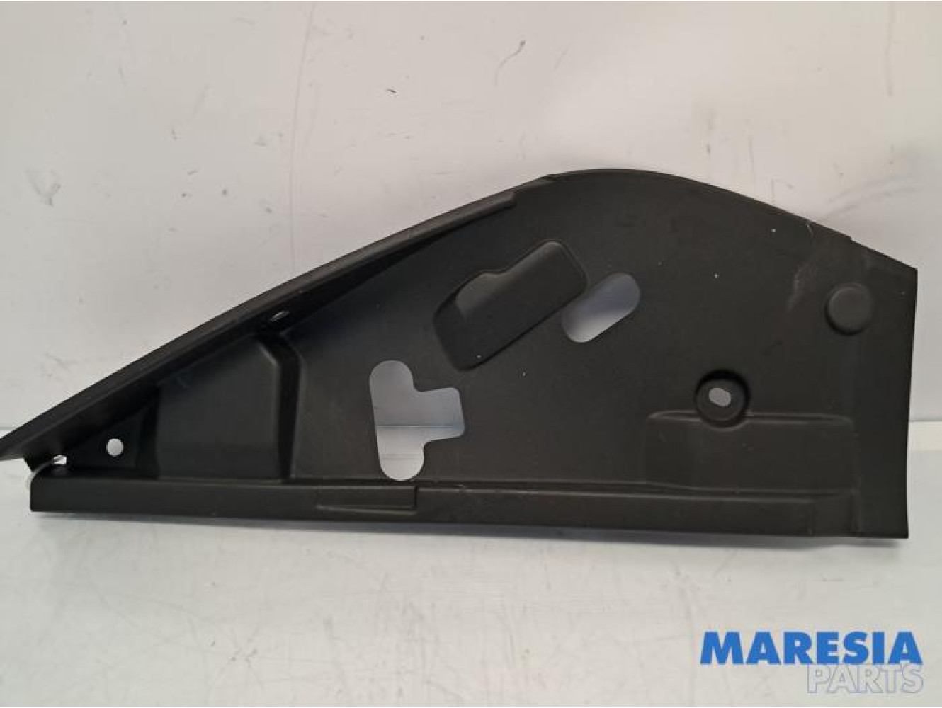 Alfa Romeo - Giulia - Air funnel