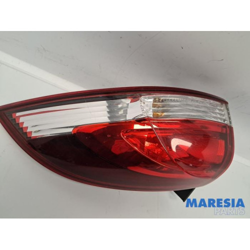 Renault - Clio - Achterlicht rechts