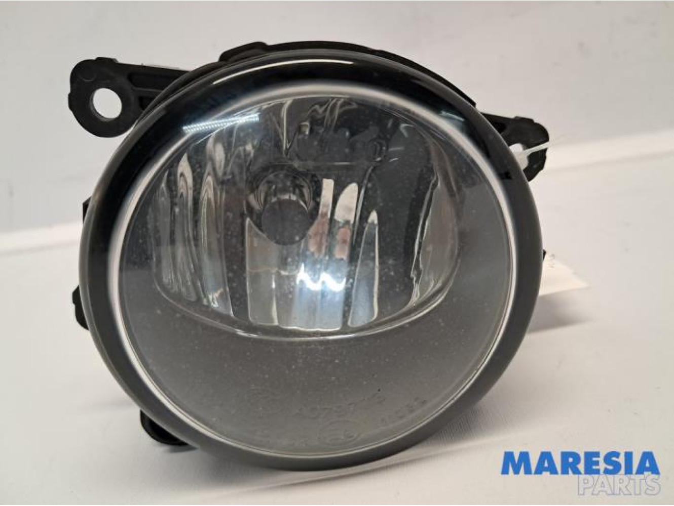 Renault - Clio - Fog light, front left