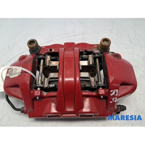 Alfa Romeo - Giulia - Rear brake calliper, right