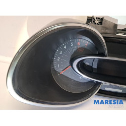 Renault - Clio - Instrument de bord