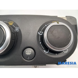 Renault - Clio - Heater control panel