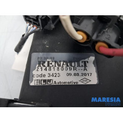 Renault - Clio - Fan motor