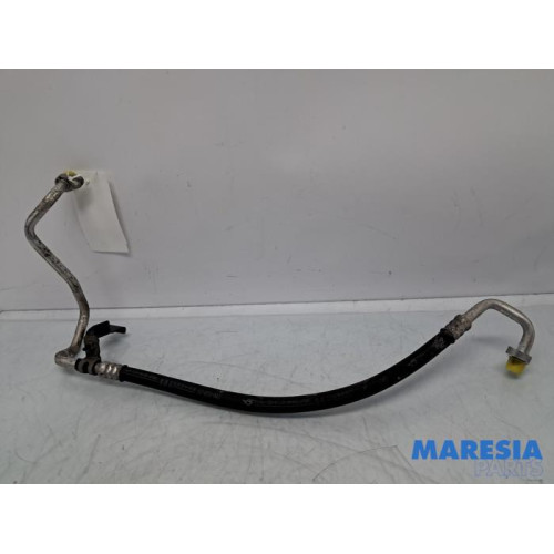 Renault - Clio - Air conditioning line