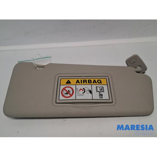 Renault - Clio - Sun visor